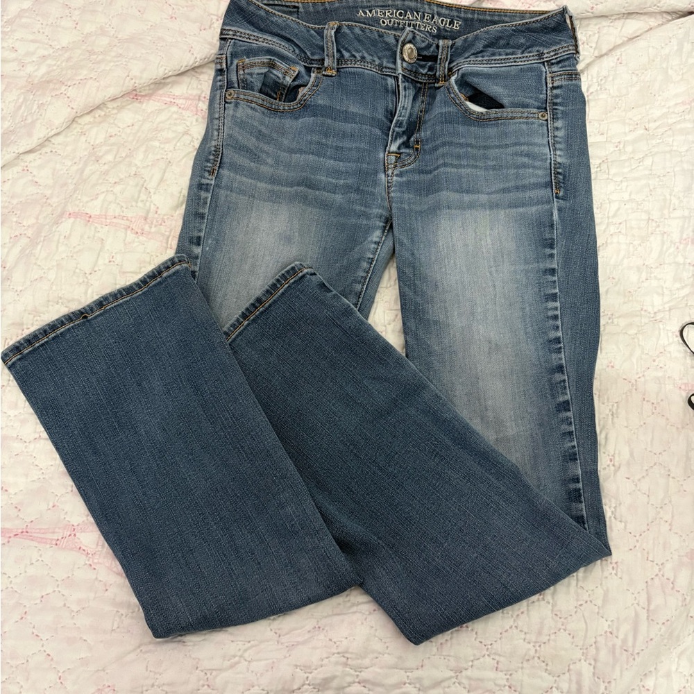 American Eagle Outfitters Women's Classic low rise Blue Boot Cut Jeans